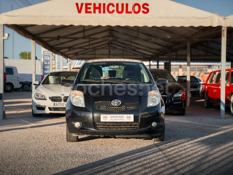 TOYOTA Yaris 1.3 VVTi Luna