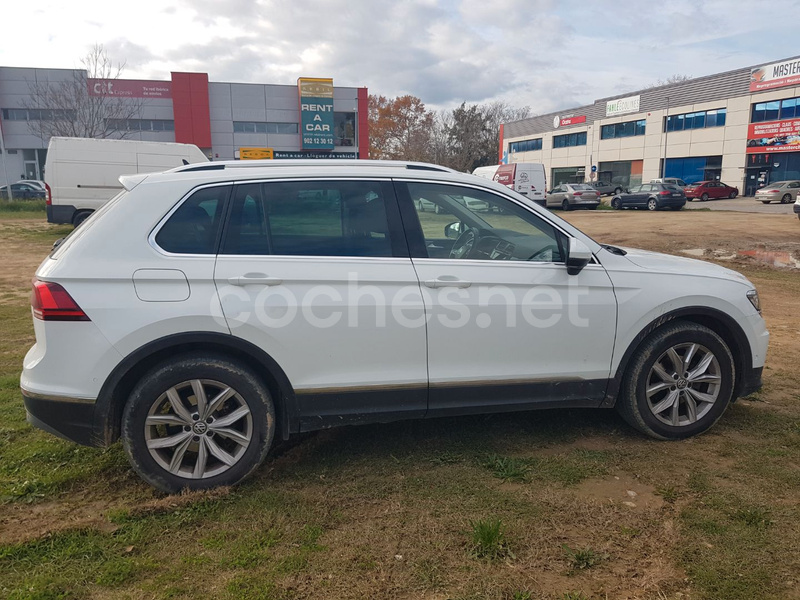 VOLKSWAGEN Tiguan Advance 2.0 TDI DSG