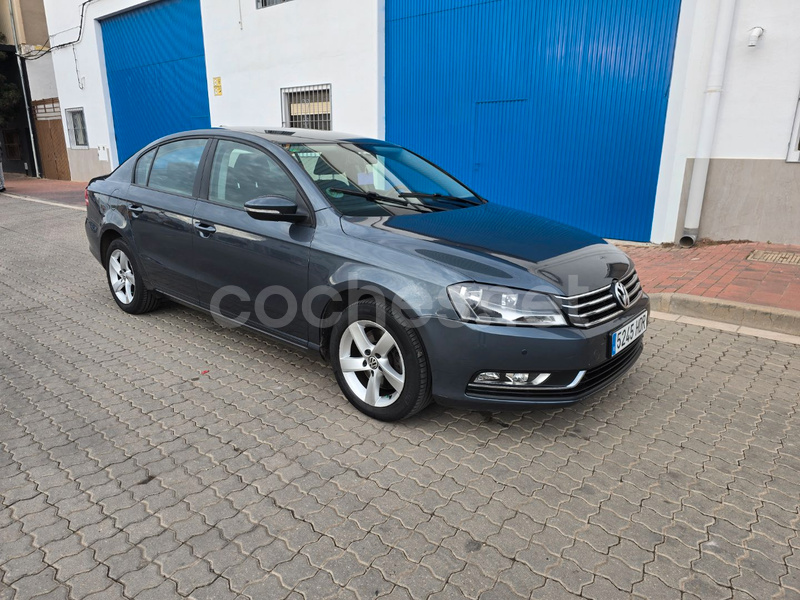 VOLKSWAGEN Passat 1.4 TSI Edition