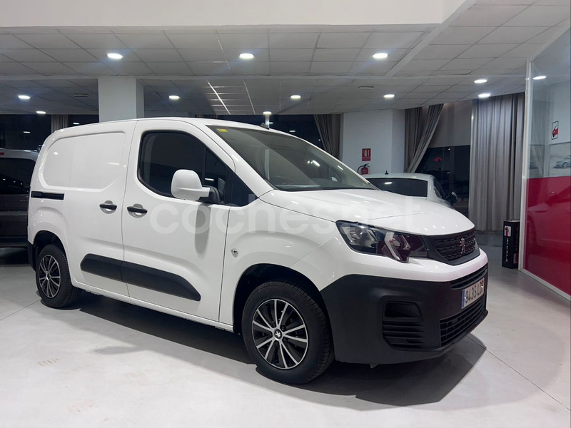 PEUGEOT Partner Pro Standard 600kg BlueHDi