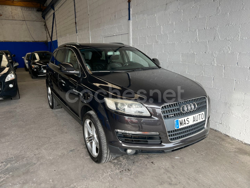 AUDI Q7 3.0 TDI quattro tiptronic