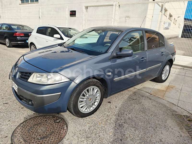 RENAULT Mégane Sedan Dynamique 1.9dCi