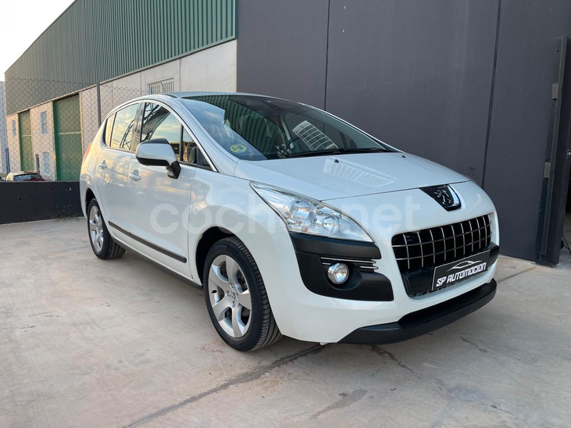 PEUGEOT 3008 Active 1.6 eHDI 112 FAP CMP Blue Lion