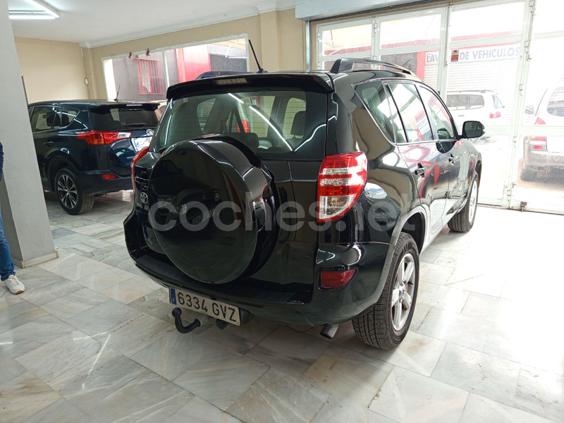 TOYOTA Rav4 2.2 D4D Active 4x2