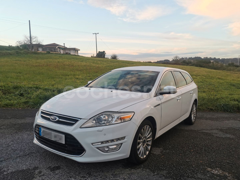 FORD Mondeo 2.0 TDCi 140 Titanium Powershift Sportb.