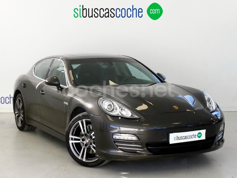 PORSCHE Panamera 4.8 4S