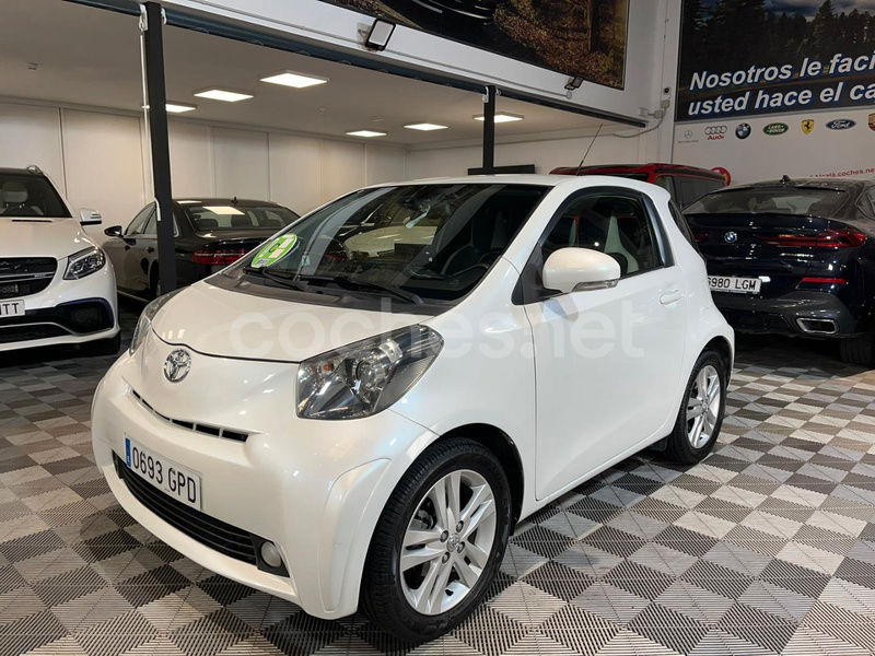 TOYOTA iQ iQ2 1.33 Stop Start Cuero