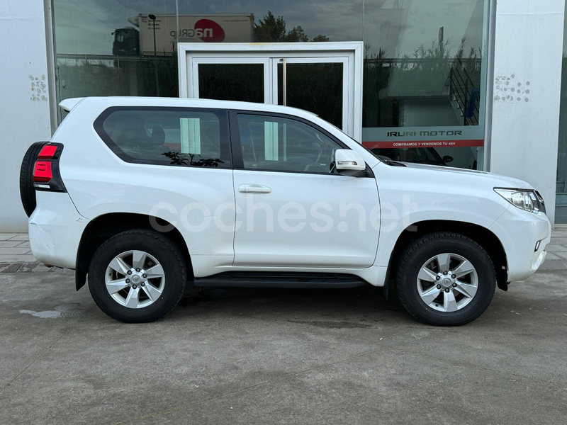 TOYOTA Land Cruiser 2.8 D4D VX AUTO