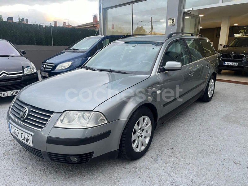 VOLKSWAGEN Passat Variant 1.9 TDi Tiptronic Highline