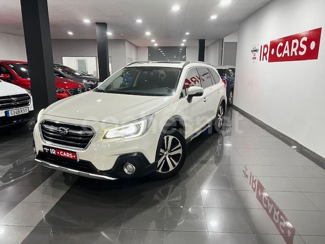 SUBARU Outback 2.5i Executive Plus CVT Lineartronic AWD