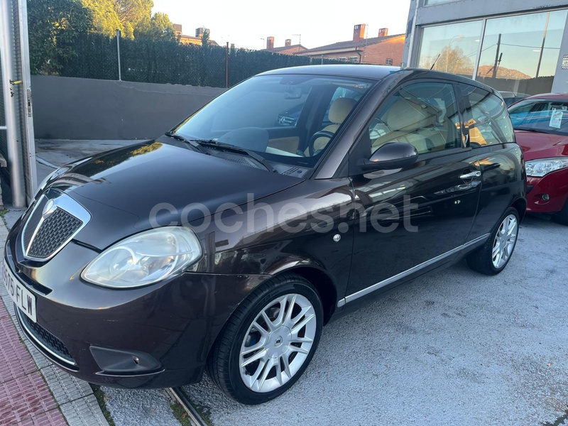 LANCIA Ypsilon 1.2 8v Oro