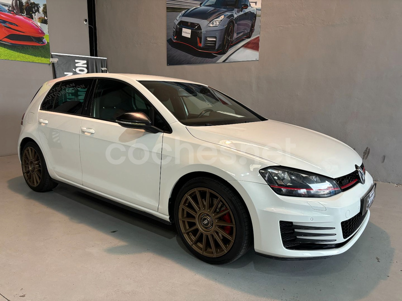 VOLKSWAGEN Golf GTI 2.0 TSI BMT