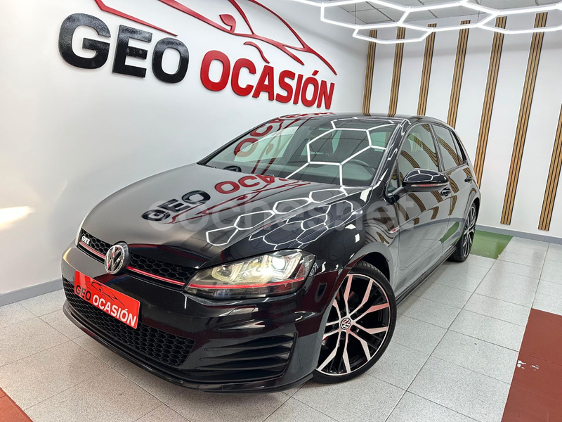 VOLKSWAGEN Golf GTI 2.0 TSI BMT