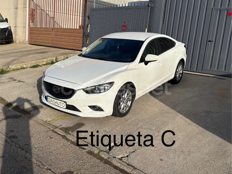 MAZDA Mazda6 2.2 DE AT Luxury