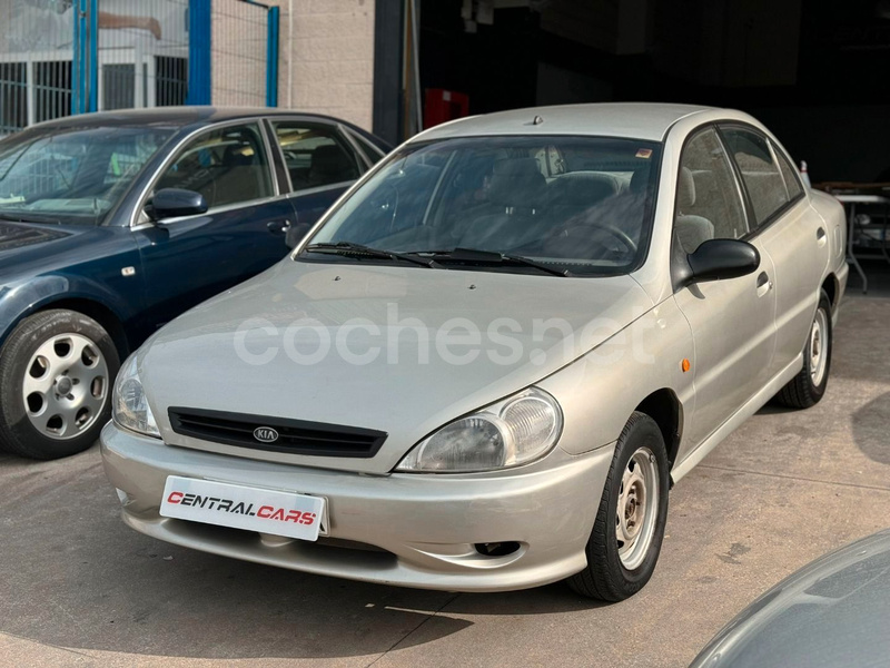 KIA Rio 1.3 RS