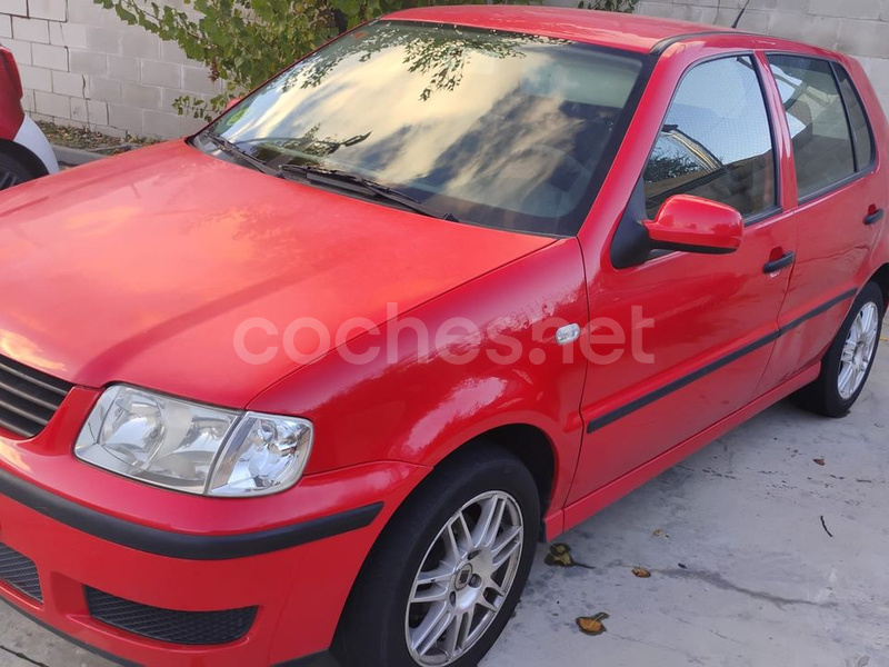 VOLKSWAGEN Polo 75 Trendline