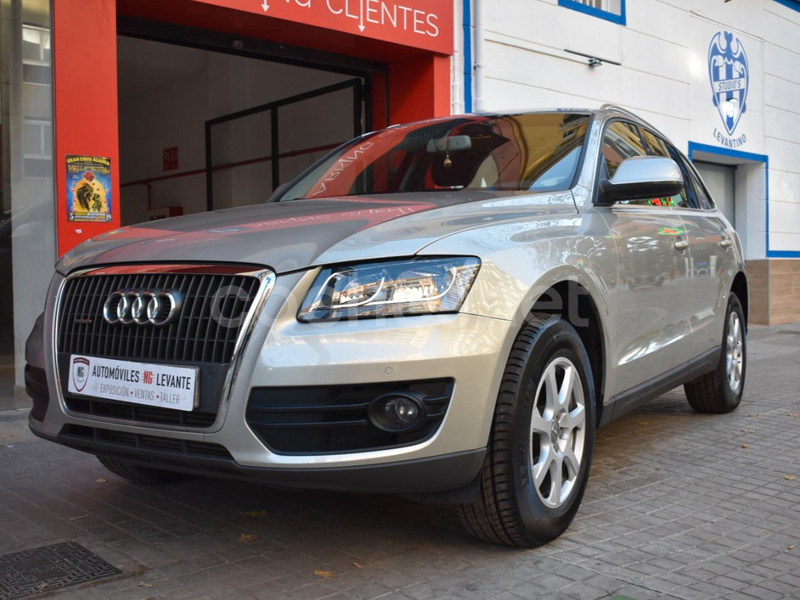 AUDI Q5 2.0 TDI quattro Advance