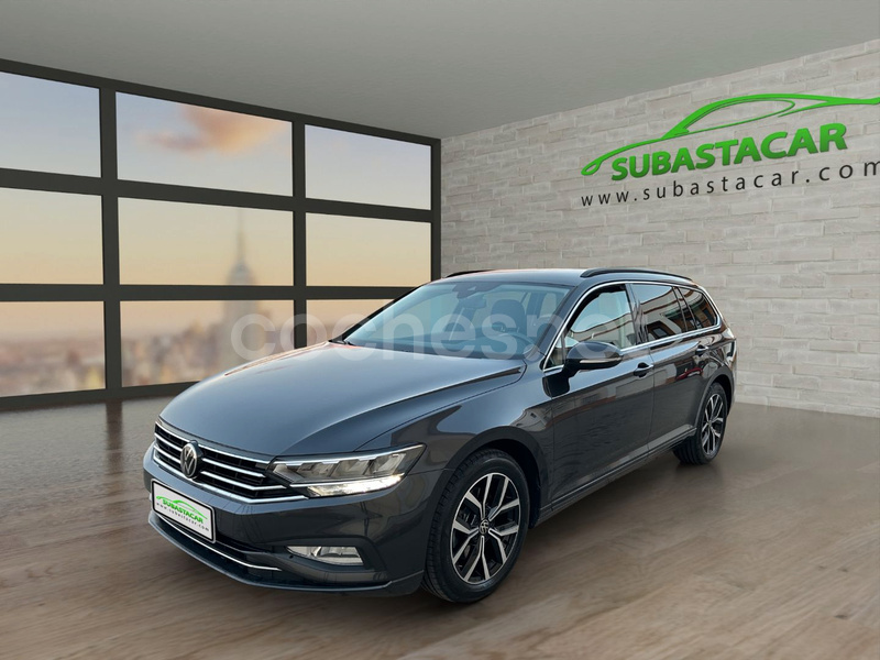 VOLKSWAGEN Passat Variant Executive 2.0 TDI