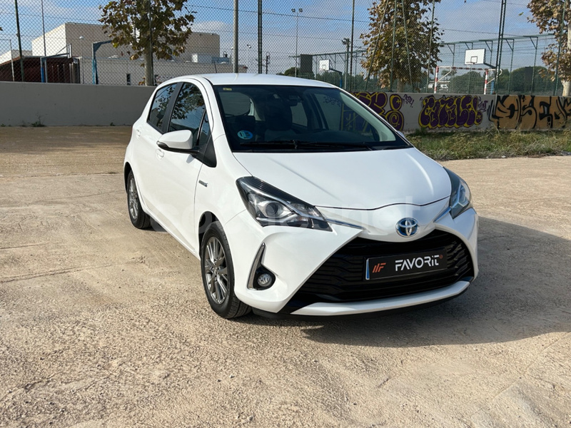 TOYOTA Yaris 1.5 Hybrid Advance