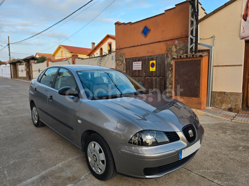 SEAT Córdoba 1.9 TDI 100 CV SIGNA