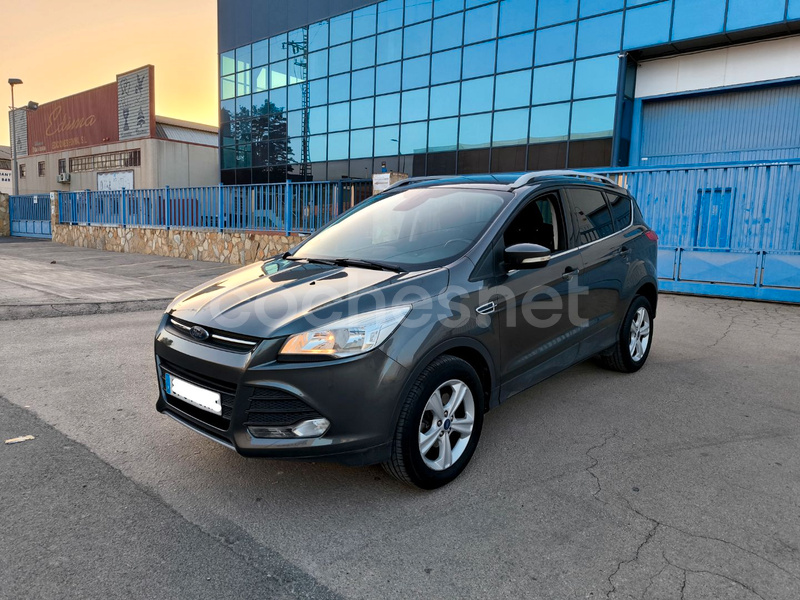 FORD Kuga 2.0 TDCi 120 4x2 ASS Titanium