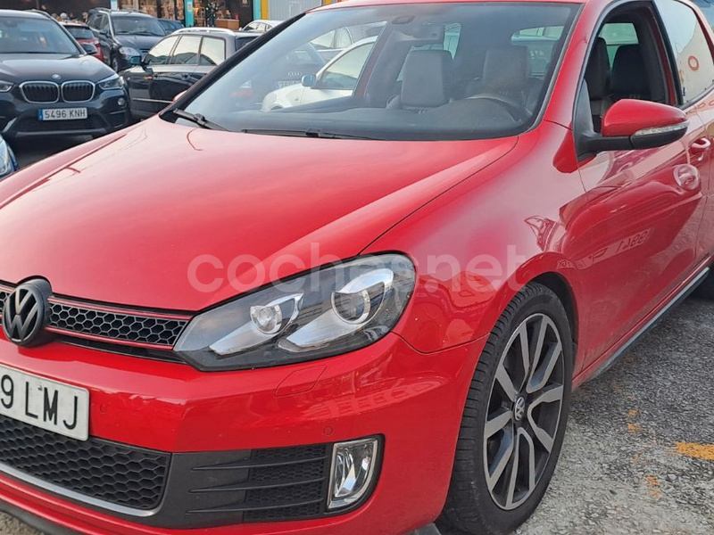 VOLKSWAGEN Golf VI 2.0 TSI GTI