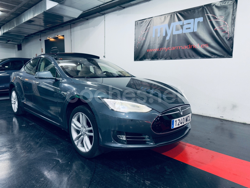 TESLA Model S 90D 4WD