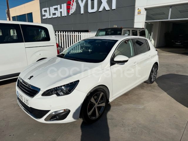 PEUGEOT 308 Allure 1.2 PureTech 130 SS