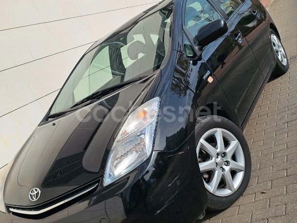 TOYOTA Prius 1.5 VVTi SOL HSD