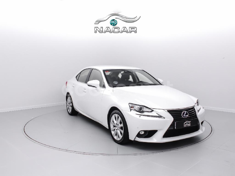 LEXUS IS 2.5 300h Luxury