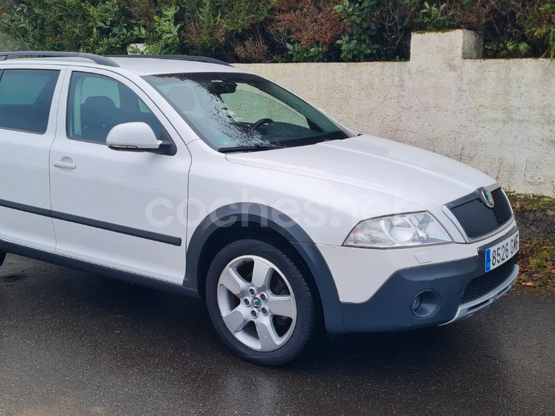 SKODA Octavia Combi 1.8 TSI Elegance