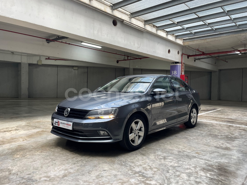 VOLKSWAGEN Jetta Advance 2.0 TDI BMT