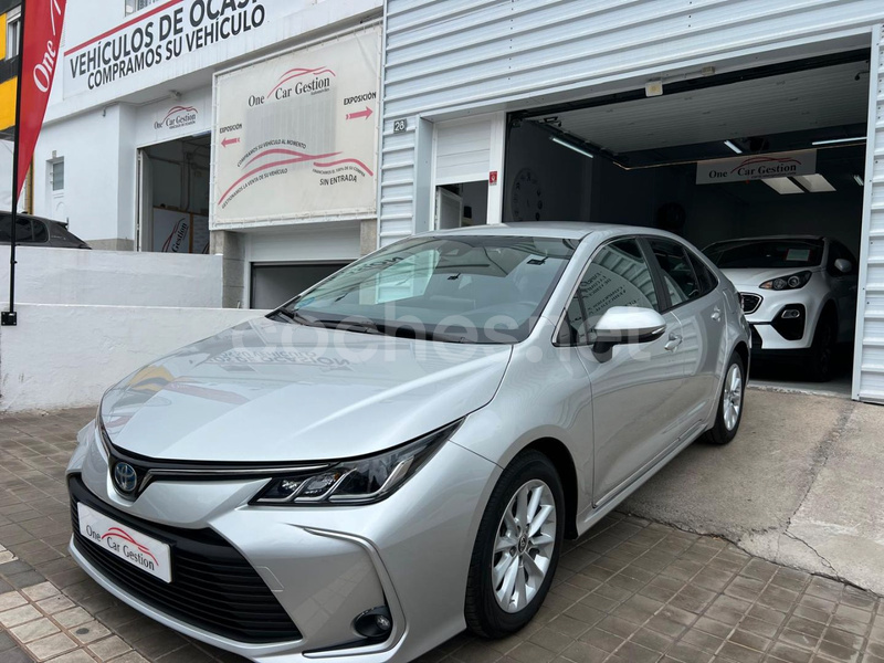 TOYOTA Corolla 1.8 125H ADVANCE ECVT SEDAN