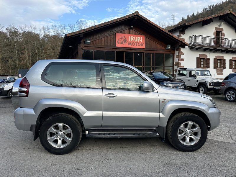 TOYOTA Land Cruiser 3.0 D4D VXL