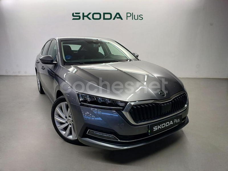 SKODA Octavia 1.4 TSI 150kW204CV DSG PHEV Style