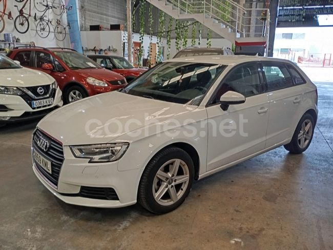 AUDI A3 1.6 TDI S tronic Sportback