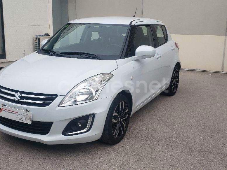 SUZUKI Swift 1.2 BLACK WHITE