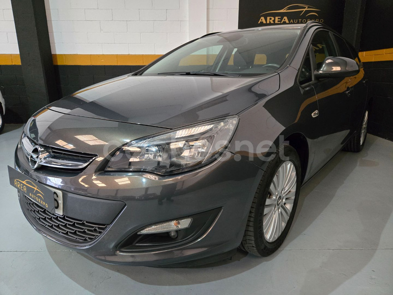 OPEL Astra 1.6 CDTi 110 CV Selective ST