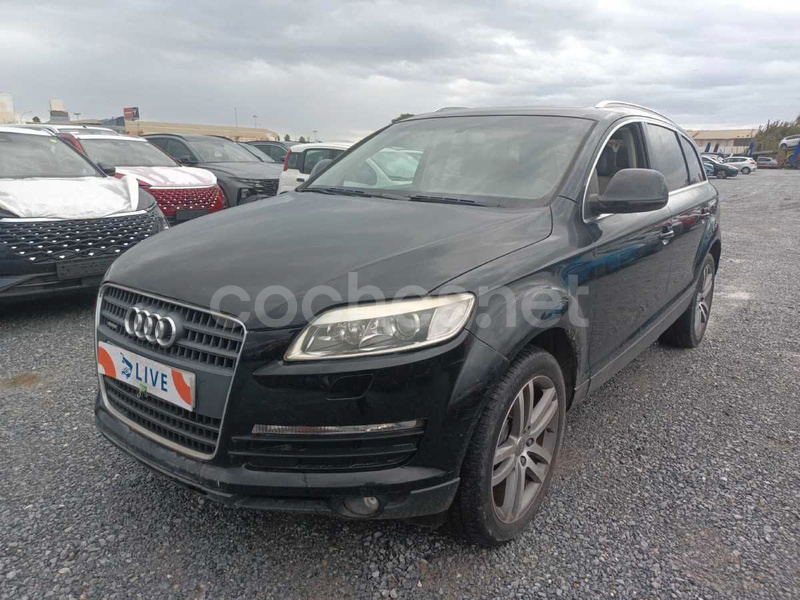 AUDI Q7 4.2 FSI quattro tiptronic