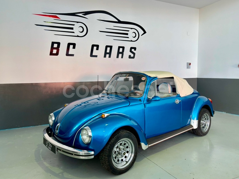 VOLKSWAGEN New Beetle 2.0