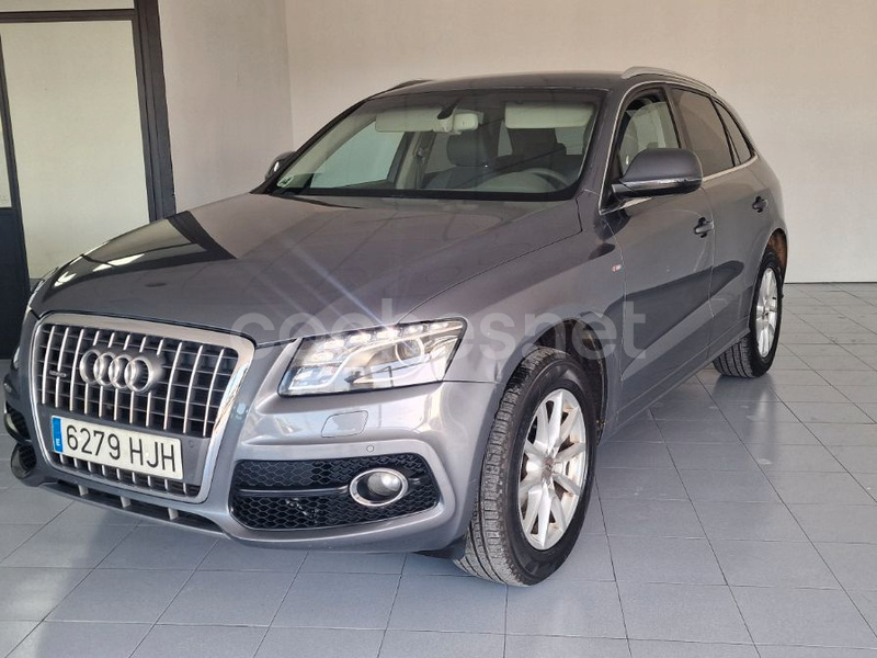 AUDI Q5 2.0 TDI quattro Ambiente