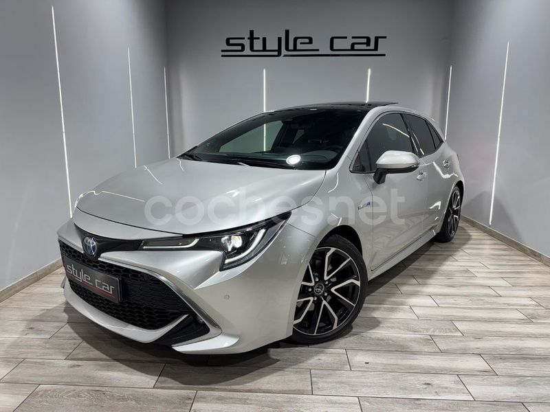 TOYOTA Corolla 2.0 180H ADVANCE ECVT