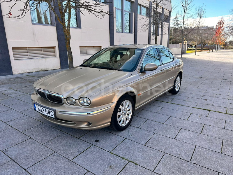 JAGUAR X-Type 2.5 V6 Executive