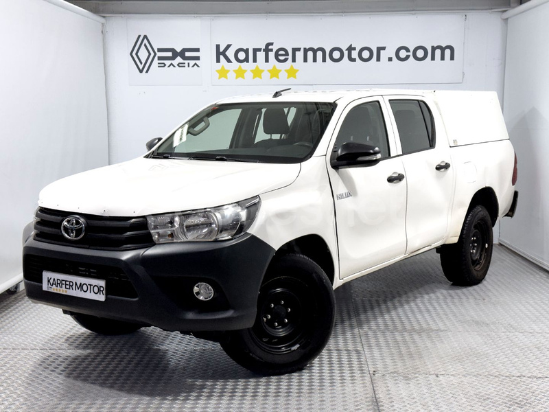 TOYOTA Hilux 2.4 D4D Cabina Doble GX 4x4