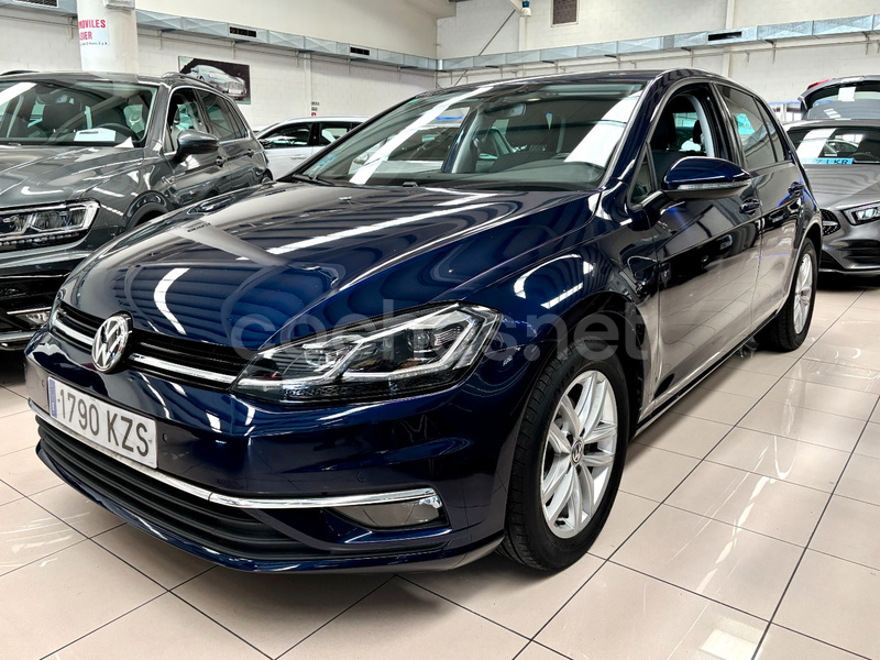 VOLKSWAGEN Golf Advance 1.0 TSI