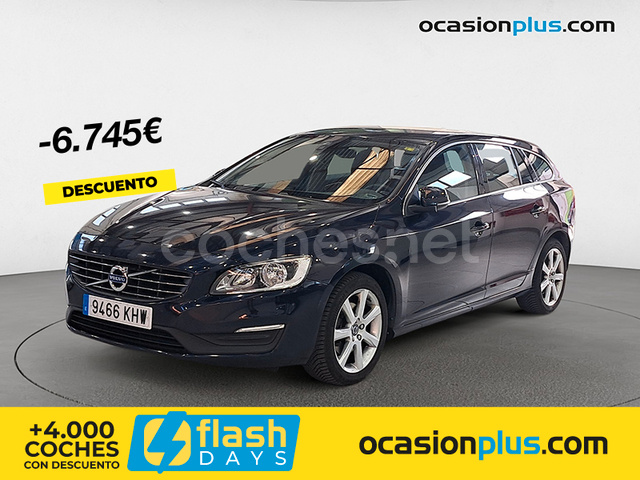 VOLVO V60 2.0 T3 Momentum