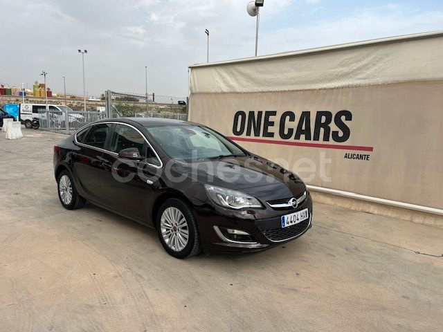 OPEL Astra 1.7 CDTi SS 110 CV Excellence