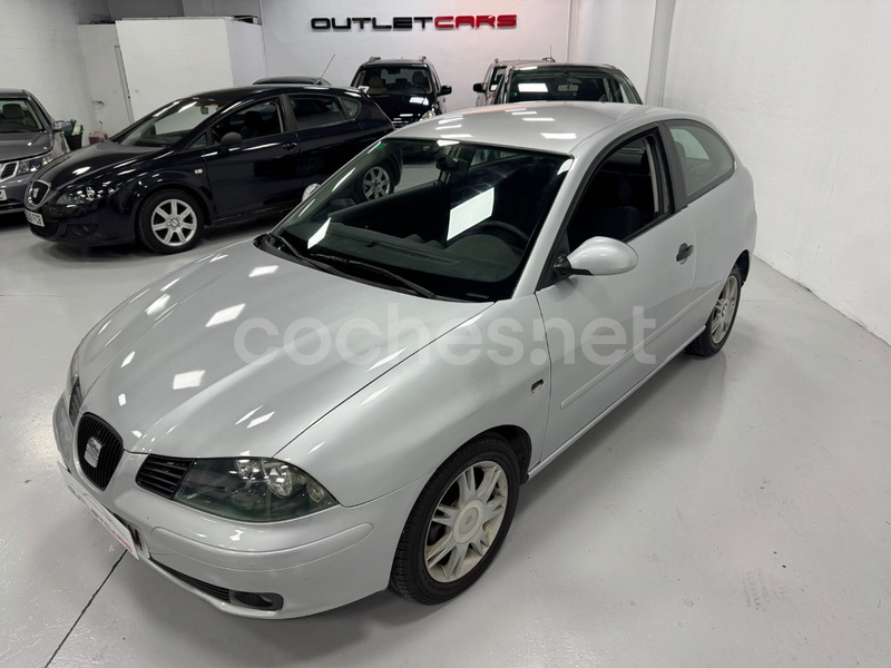 SEAT Ibiza 1.4i 16v 100 CV SIGNA