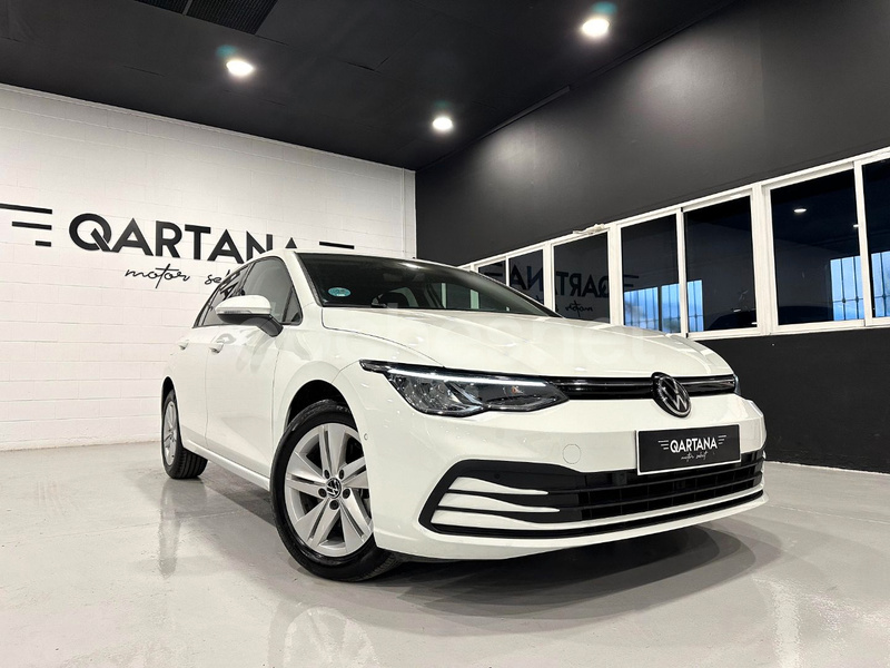 VOLKSWAGEN Golf Life 2.0 TDI