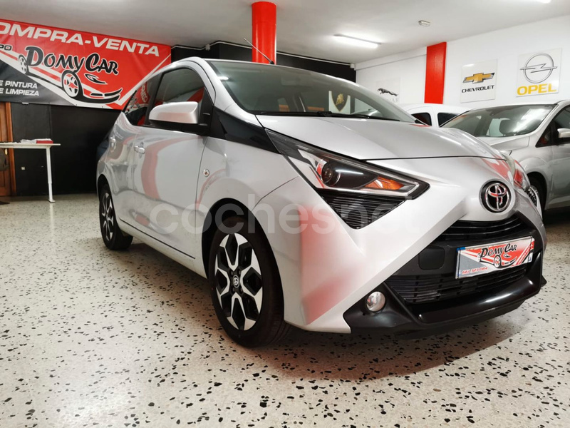 TOYOTA Aygo 1.0 70 xplay